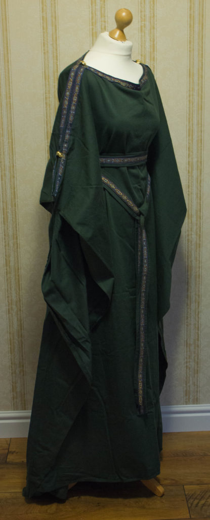 Mittelalterkleid ceres dunkelgrün Verleih