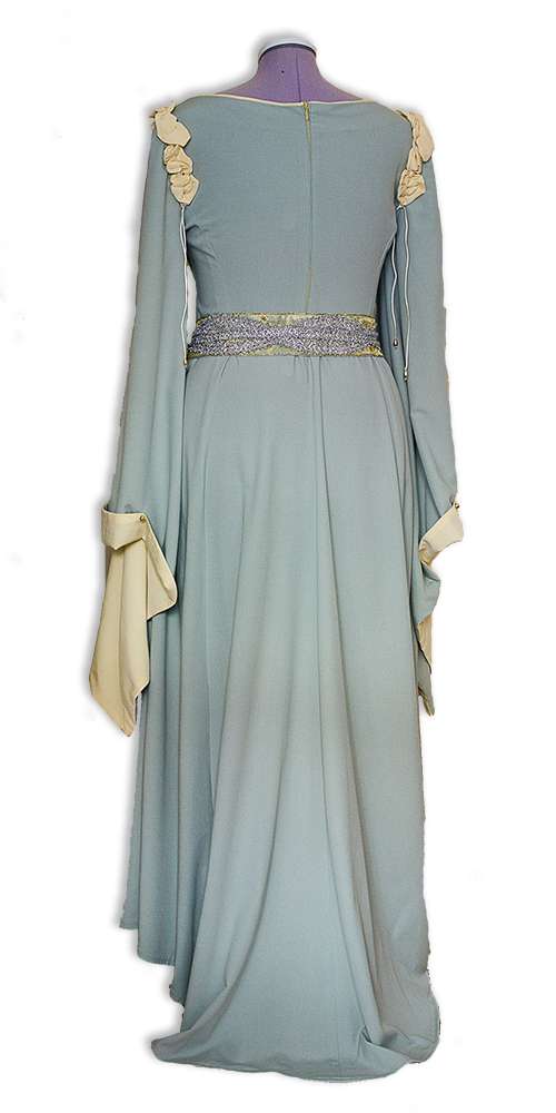 Sarahs mintgrnes Kleid aus Labyrinth | Gewandfantasien Sarahs mintgrnes Kleid aus Labyrinth | Gewandfantasien