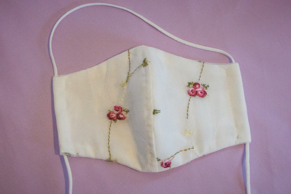 Mund-Nasen-Maske mit Tüllspitze Rosen